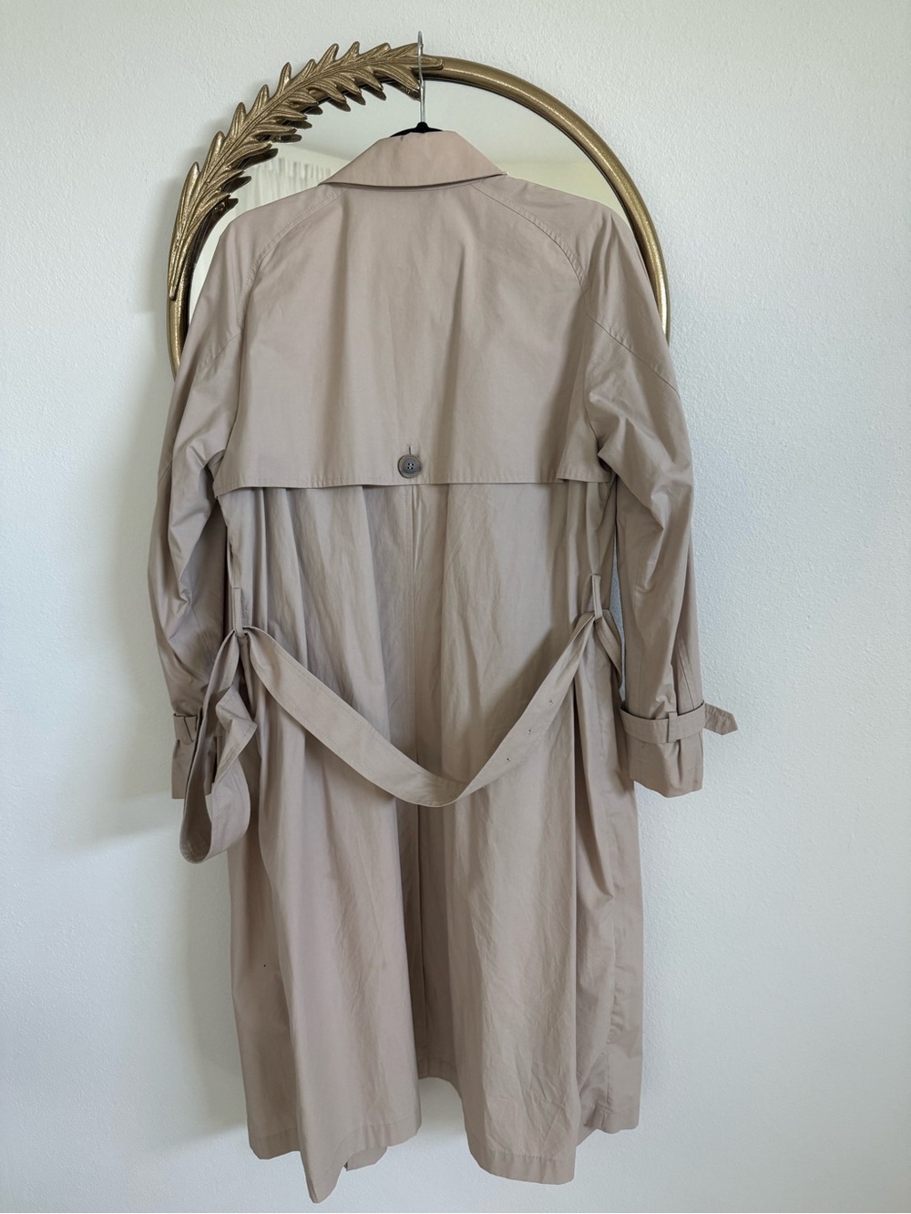 Schneider’s Classic Beige Trench Coat - Picture 4 of 7